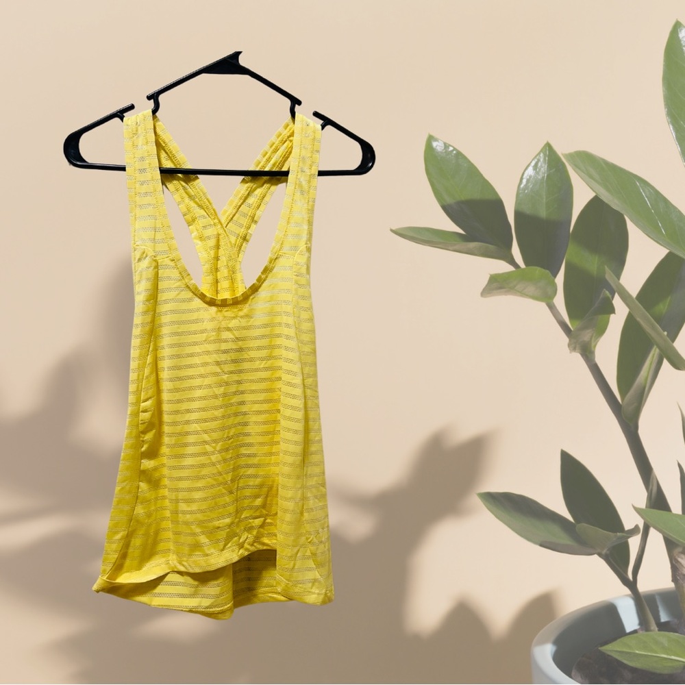 ZYIA Active Criss Cross Tank Top